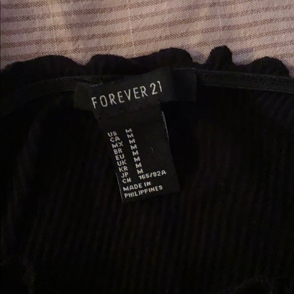 Off the shoulder crop top - Picture 2 of 2